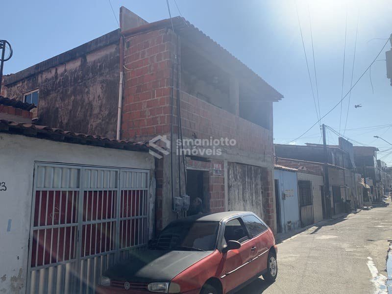 Casa Duplex à Venda no Carlito Pamplona – Fortaleza